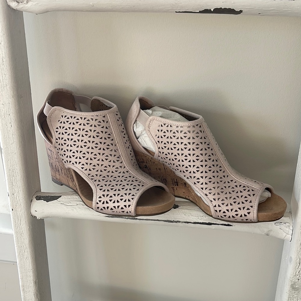 Life Stride wedges New without tags